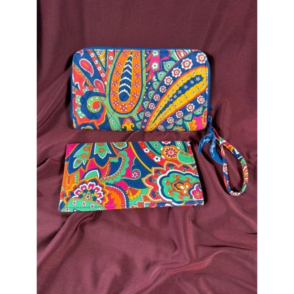 Vera Bradley Venetian Paisley Zip Around Wallet Wristlet with Insert